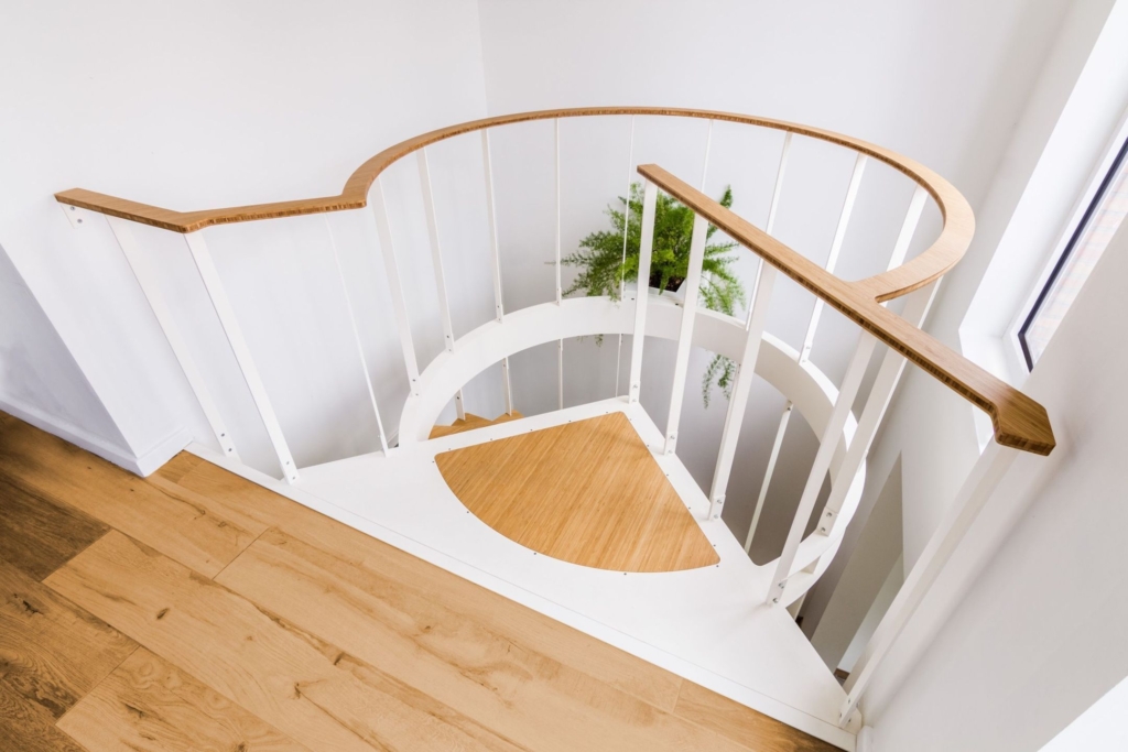 Escalier en colimaçon sur-mesure, modèle Olmo